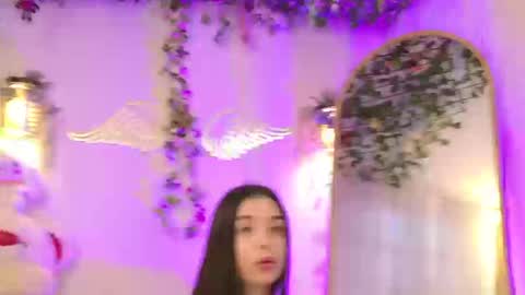 Isabella        online show from 02/27/26, 09:48