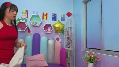 Isaa Skinny  online show from 08/02/26, 03:38