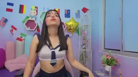 Isaa Skinny  online show from 08/04/26, 03:43