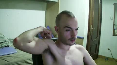 Snapshot of isaac99c chatting on 12/04/24, 03:48 Isaac99c online show from 12/04/24, 03:48