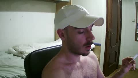 Snapshot of isaac99c chatting on 01/03/25, 03:38 Isaac99c online show from 01/03/25, 03:38