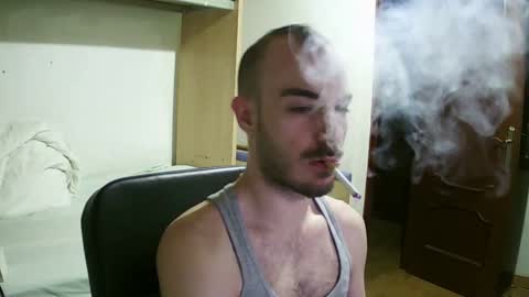 Snapshot of isaac99c chatting on 01/05/25, 09:47 Isaac99c online show from 01/05/25, 09:47