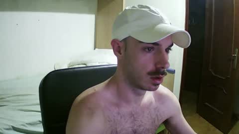 Snapshot of isaac99c chatting on 01/06/25, 11:09 Isaac99c online show from 01/06/25, 11:09