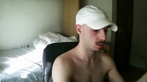 Snapshot of isaac99c chatting on 01/19/25, 09:55 Isaac99c online show from 01/19/25, 09:55