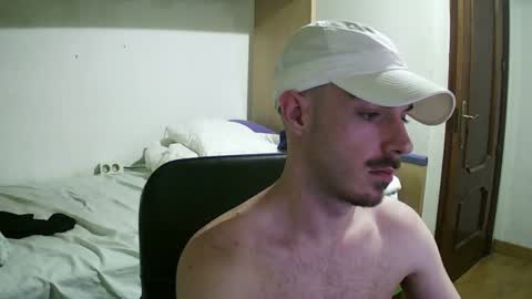 Snapshot of isaac99c chatting on 01/19/25, 09:23 Isaac99c online show from 01/19/25, 09:23