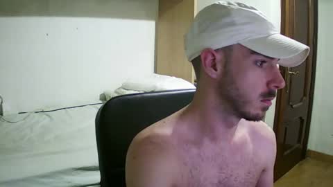 Snapshot of isaac99c chatting on 01/26/25, 06:16 Isaac99c online show from 01/26/25, 06:16