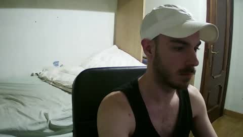 Snapshot of isaac99c chatting on 01/31/25, 06:14 Isaac99c online show from 01/31/25, 06:14