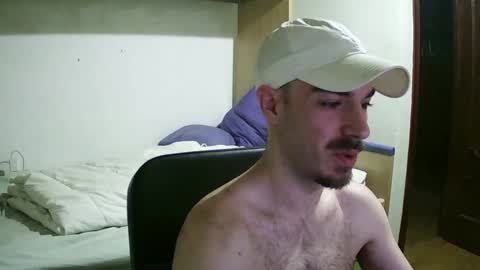 Snapshot of isaac99c chatting on 02/09/25, 02:06 Isaac99c online show from 02/09/25, 02:06