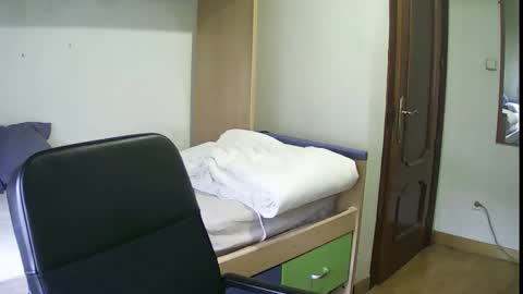 Snapshot of isaac99c chatting on 03/07/25, 03:39 Isaac99c online show from 03/07/25, 03:39