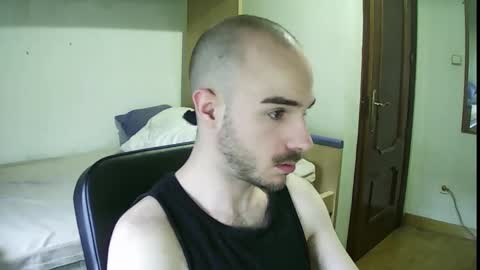 Snapshot of isaac99c chatting on 03/08/25, 02:40 Isaac99c online show from 03/08/25, 02:40