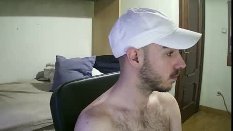 Snapshot of isaac99c chatting on 03/11/25, 05:57 Isaac99c online show from 03/11/25, 05:57