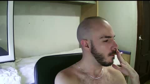 Snapshot of isaac99c chatting on 09/18/25, 05:04 Isaac99c online show from 09/18/25, 05:04