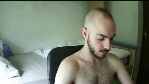 Snapshot of isaac99c chatting on 09/20/25, 10:27 Isaac99c online show from 09/20/25, 10:27