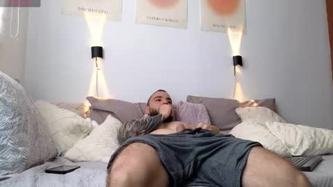 Isaac carter online show from 03/12/25, 01:51