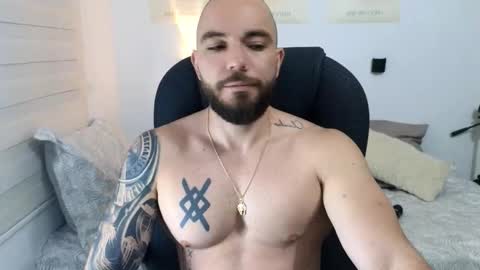 Isaac carter online show from 09/22/25, 11:12