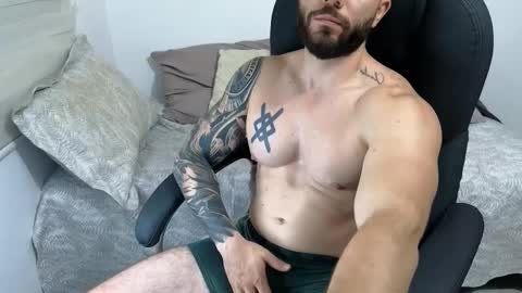 Isaac carter online show from 02/05/26, 01:21