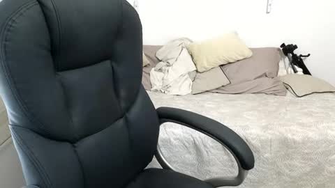 Isaac carter online show from 05/09/26, 11:04
