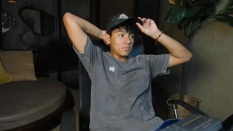 isaac_grimm online show from 02/25/26, 03:27