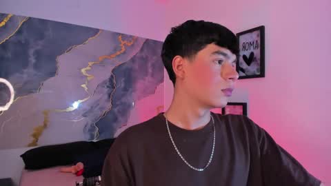 Snapshot of isaac_kurtt chatting on 12/02/25, 07:31 Isaac Kurtt online show from 12/02/25, 07:31