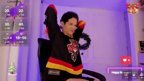 isaac online show from 11/30/25, 09:52