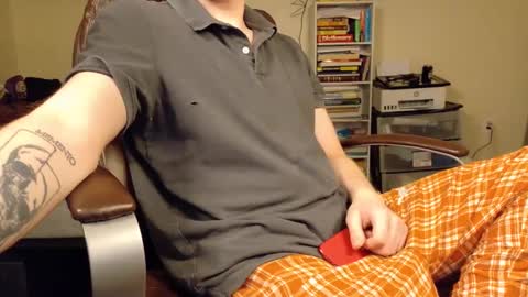 Snapshot of isaac_sheffield chatting on 01/15/25, 02:02 isaac online show from 01/15/25, 02:02