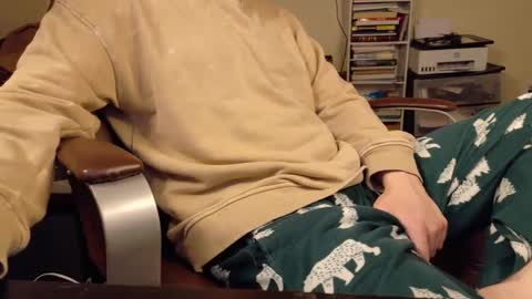 Snapshot of isaac_sheffield chatting on 01/21/25, 11:35 isaac online show from 01/21/25, 11:35