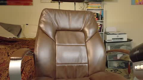 Snapshot of isaac_sheffield chatting on 01/27/25, 06:41 isaac online show from 01/27/25, 06:41