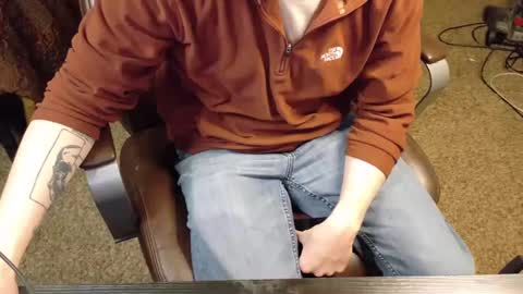 Snapshot of isaac_sheffield chatting on 02/02/25, 07:30 isaac online show from 02/02/25, 07:30