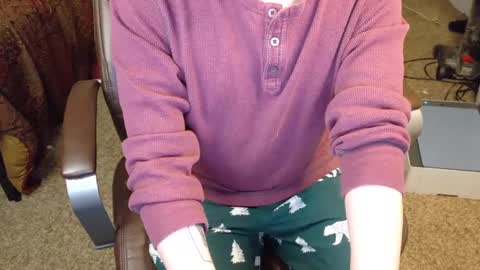 Snapshot of isaac_sheffield chatting on 02/02/25, 07:04 isaac online show from 02/02/25, 07:04