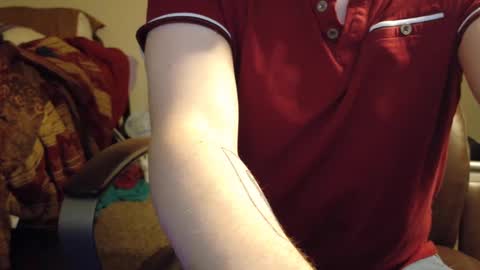 Snapshot of isaac_sheffield chatting on 02/28/25, 01:14 isaac online show from 02/28/25, 01:14