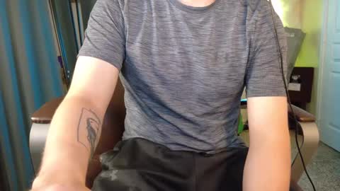 Snapshot of isaac_sheffield chatting on 09/17/25, 10:55 isaac online show from 09/17/25, 10:55