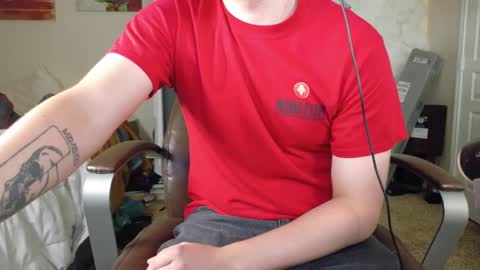 Snapshot of isaac_sheffield chatting on 09/24/25, 11:08 isaac online show from 09/24/25, 11:08