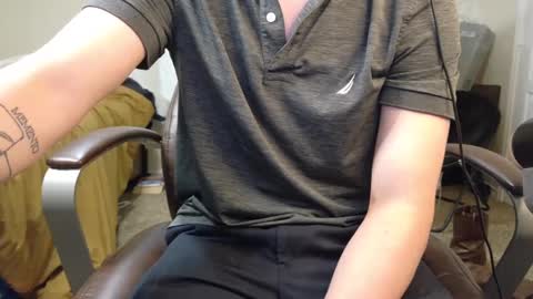 Snapshot of isaac_sheffield chatting on 10/11/25, 11:25 isaac online show from 10/11/25, 11:25