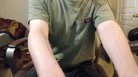 Snapshot of isaac_sheffield chatting on 10/17/25, 11:51 isaac online show from 10/17/25, 11:51