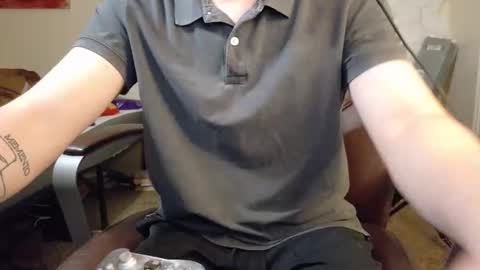 Snapshot of isaac_sheffield chatting on 10/23/25, 02:05 isaac online show from 10/23/25, 02:05