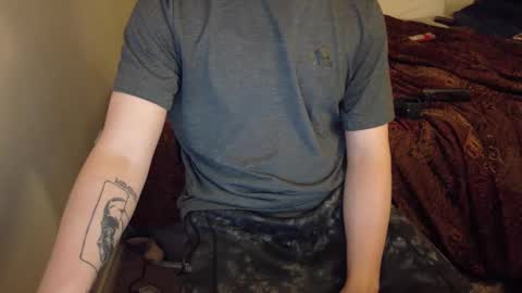 Snapshot of isaac_sheffield chatting on 12/13/25, 10:15 isaac online show from 12/13/25, 10:15