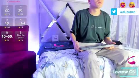 Isaac online show from 12/19/25, 01:01