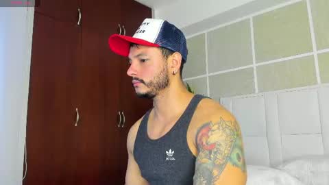 Snapshot of isaacs11 chatting on 07/26/26, 12:01 Isaac Surez online show from 07/26/26, 12:01
