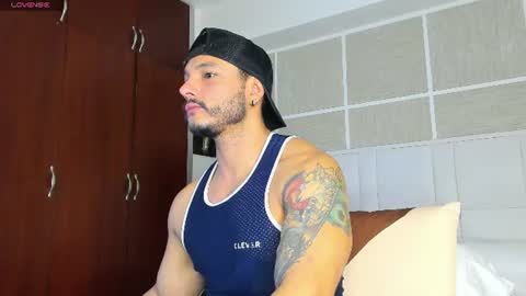 Snapshot of isaacs11 chatting on 07/27/26, 12:34 Isaac Surez online show from 07/27/26, 12:34