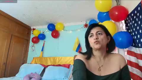 Snapshot of isabeel_sofia01 chatting on 06/24/26, 06:51 Isabeel Sofia online show from 06/24/26, 06:51