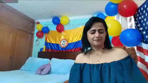 Snapshot of isabeel_sofia01 chatting on 06/25/26, 02:43 Isabeel Sofia online show from 06/25/26, 02:43