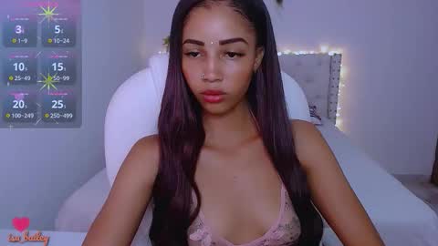 isabel online show from 11/19/25, 10:21