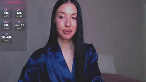 Bella online show from 09/29/25, 12:43