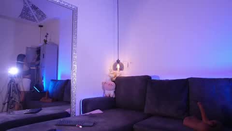 Isabela online show from 05/14/26, 11:50