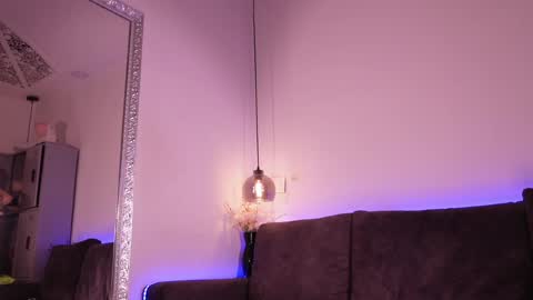Snapshot of isabela_franco_ chatting on 06/05/26, 11:49 Isabela online show from 06/05/26, 11:49