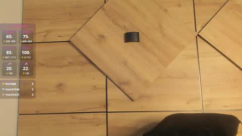 Snapshot of isabelagomez1 chatting on 09/23/25, 04:21  Isabela  online show from 09/23/25, 04:21