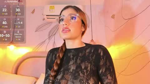 isabelastefano online show from 02/10/26, 03:10