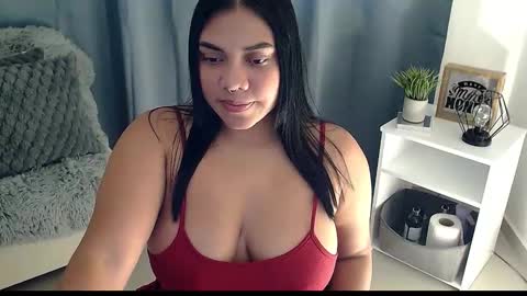 isabelateran online show from 12/01/25, 07:08