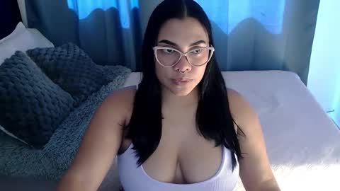 isabelateran online show from 02/19/26, 07:10