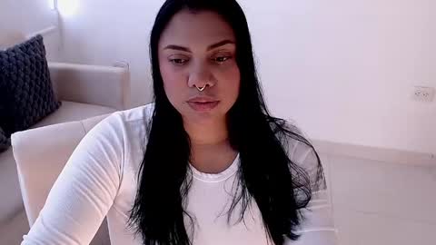isabelateran online show from 05/23/26, 06:34